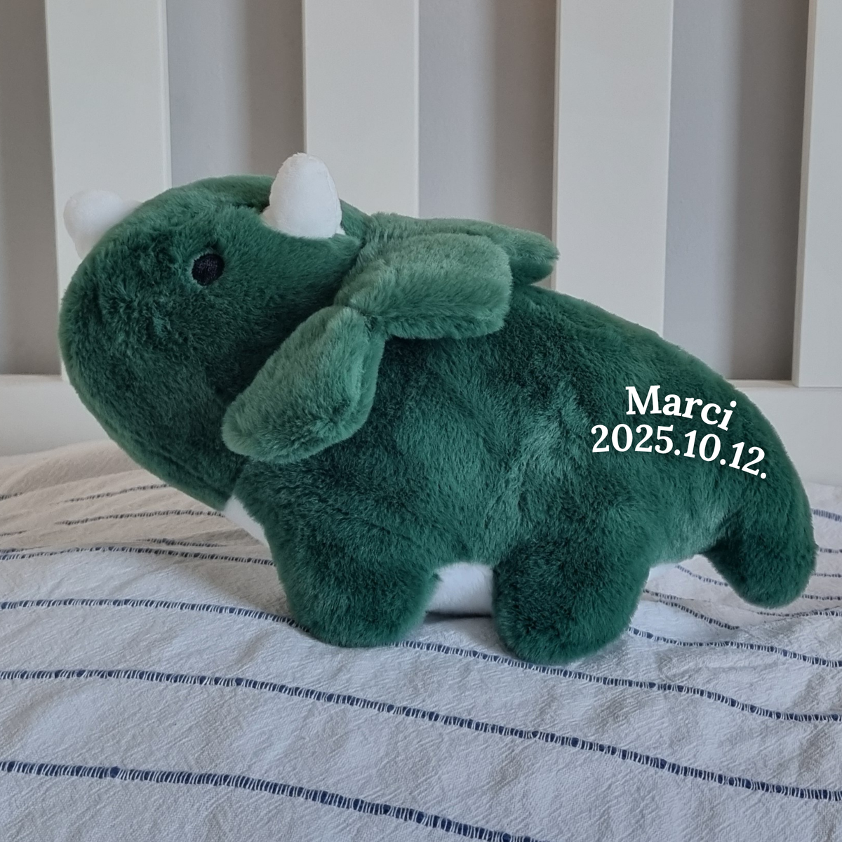 GreenBie - Egyedi, névre szóló plüss dino (25 cm)